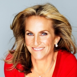 Ms Judith Louise Swan